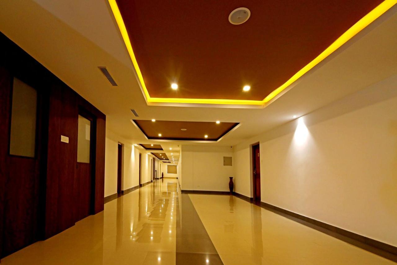 סולטאן באטרי Hotel Wilton מראה חיצוני תמונה