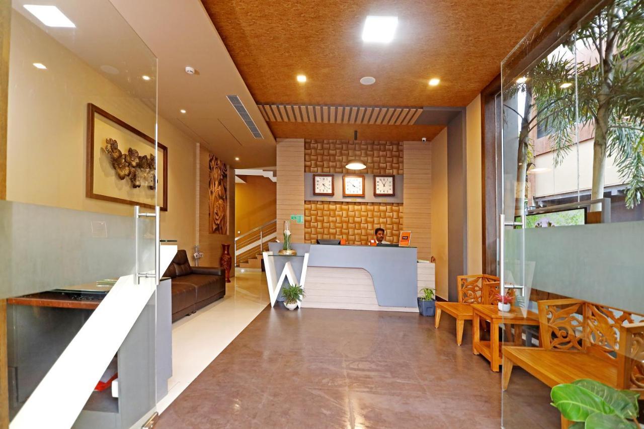 סולטאן באטרי Hotel Wilton מראה חיצוני תמונה