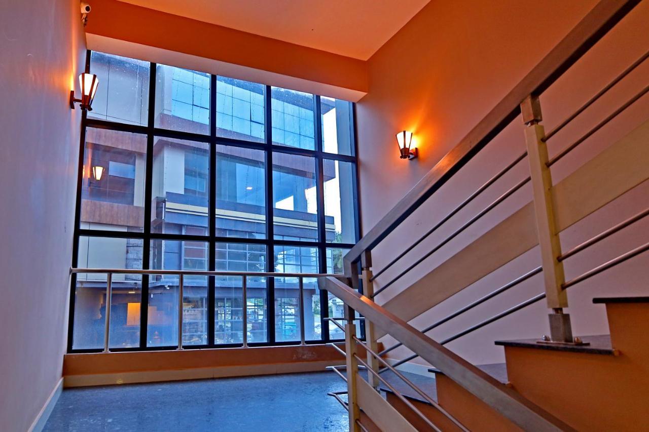 סולטאן באטרי Hotel Wilton מראה חיצוני תמונה