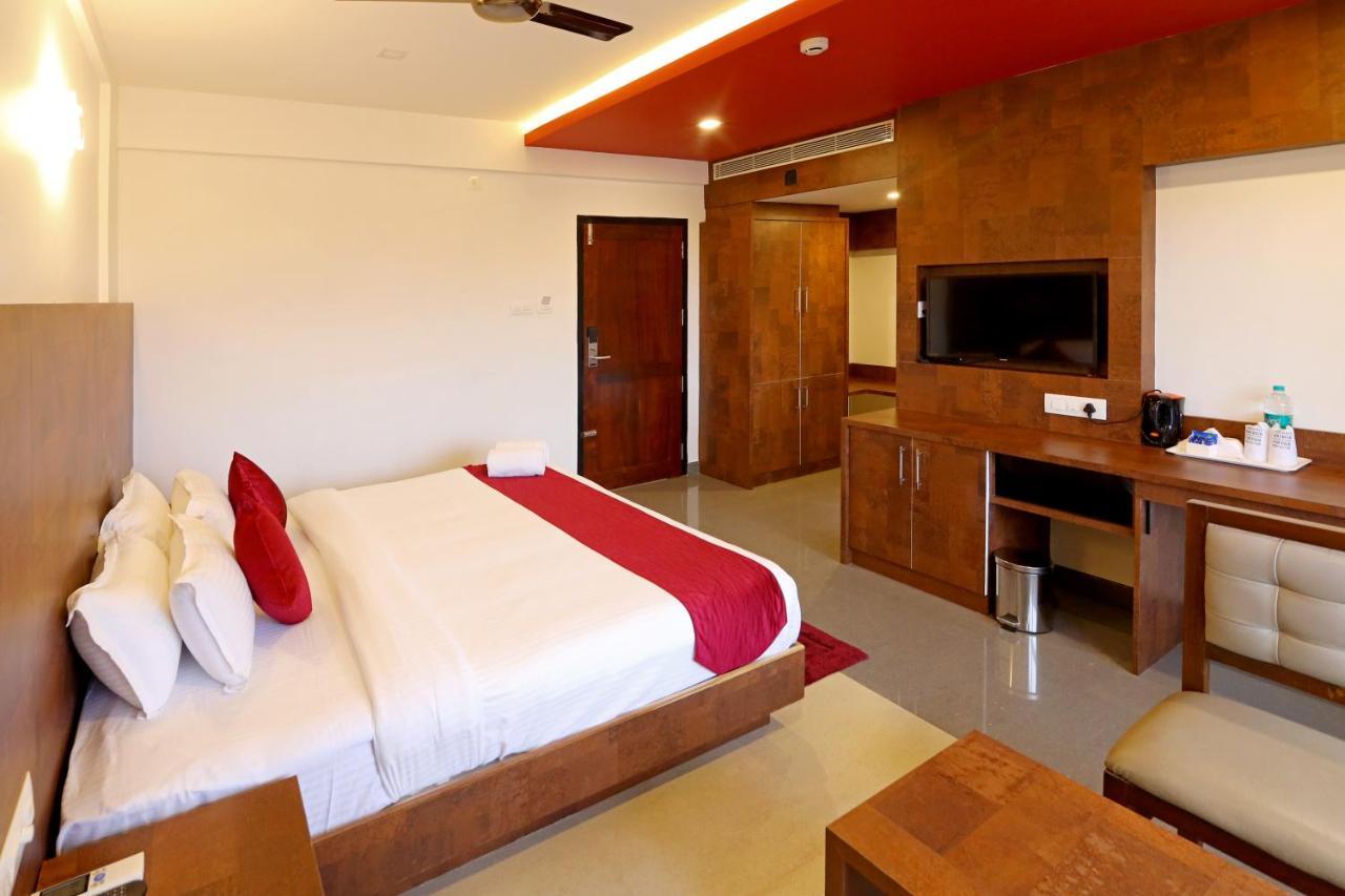 סולטאן באטרי Hotel Wilton מראה חיצוני תמונה