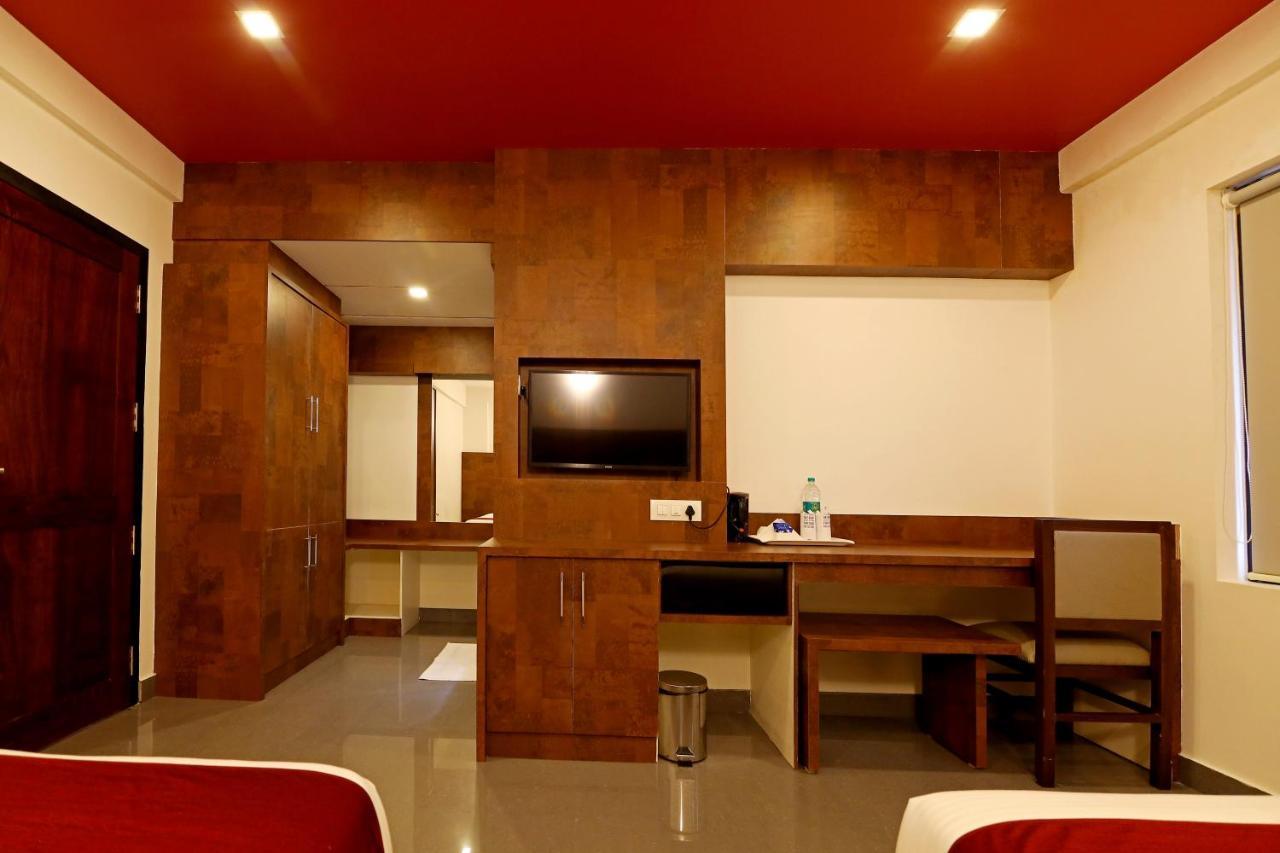 סולטאן באטרי Hotel Wilton מראה חיצוני תמונה